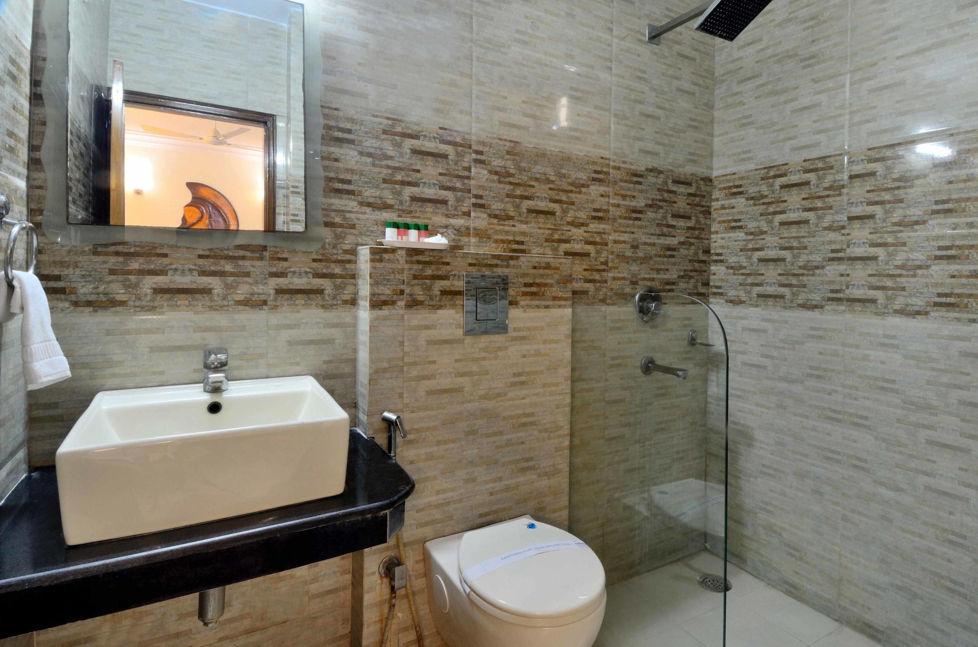 Hotel Pablas International, New Delhi, Near Metro Екстер'єр фото