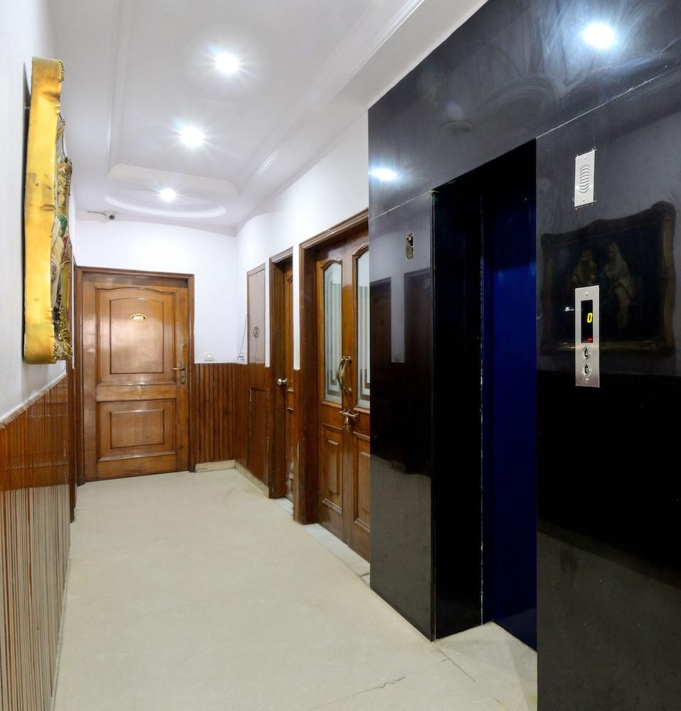 Hotel Pablas International, New Delhi, Near Metro Екстер'єр фото