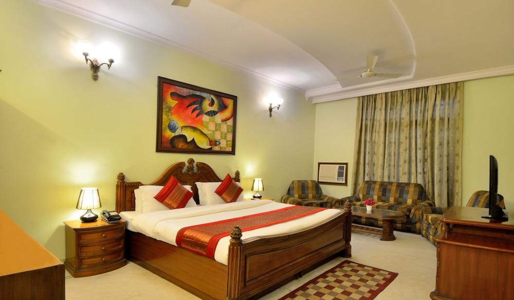 Hotel Pablas International, New Delhi, Near Metro Екстер'єр фото