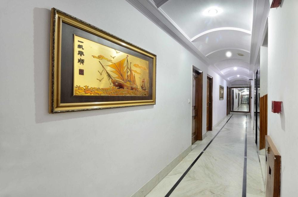 Hotel Pablas International, New Delhi, Near Metro Екстер'єр фото