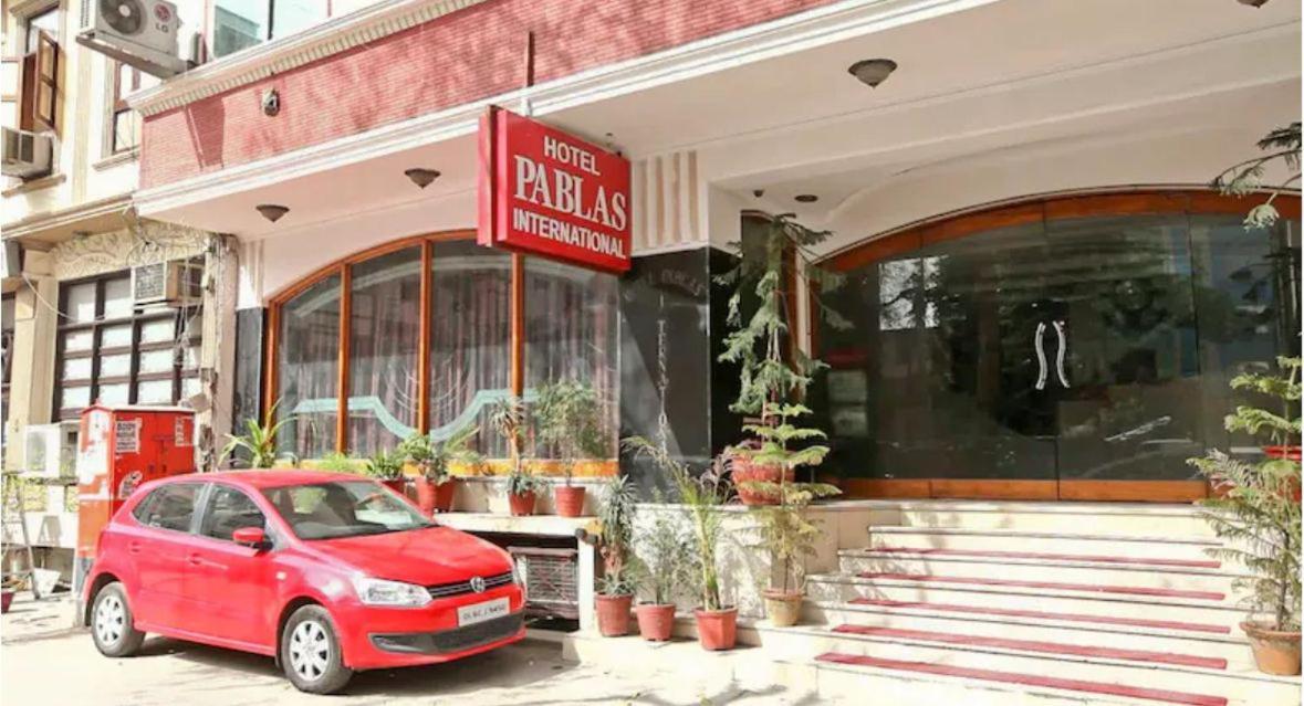 Hotel Pablas International, New Delhi, Near Metro Екстер'єр фото