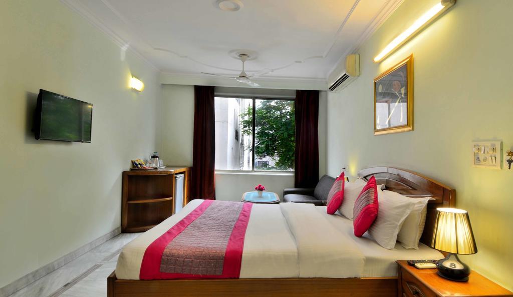 Hotel Pablas International, New Delhi, Near Metro Екстер'єр фото