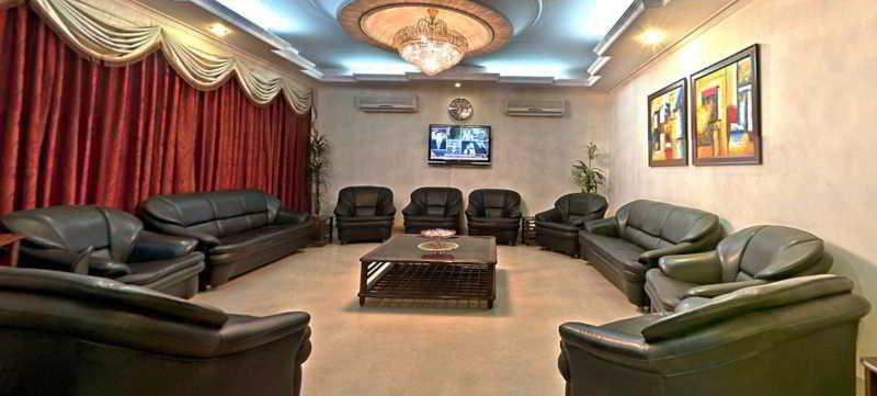 Hotel Pablas International, New Delhi, Near Metro Екстер'єр фото