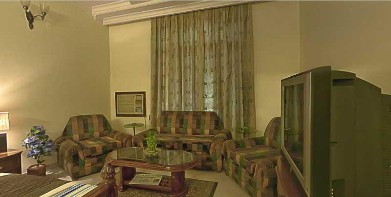 Hotel Pablas International, New Delhi, Near Metro Екстер'єр фото